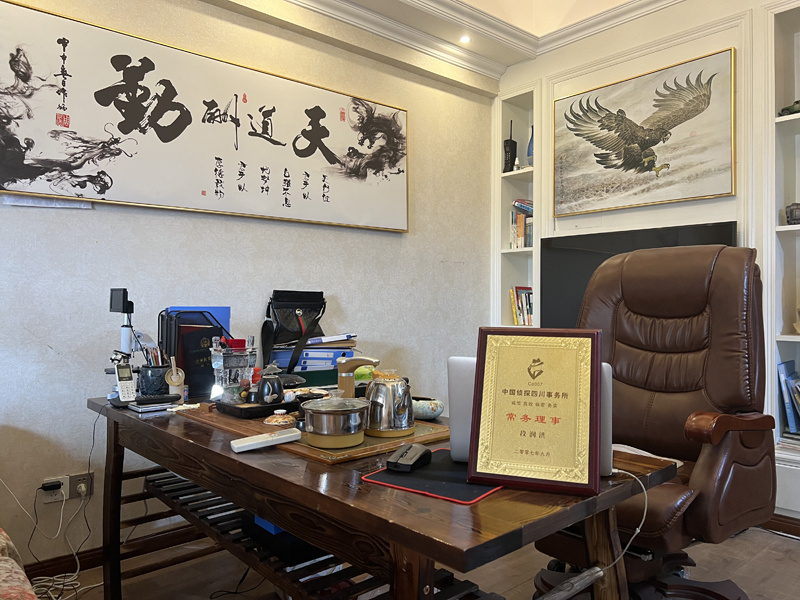 布尔津县取证公司解析婚内出轨对家庭的影响